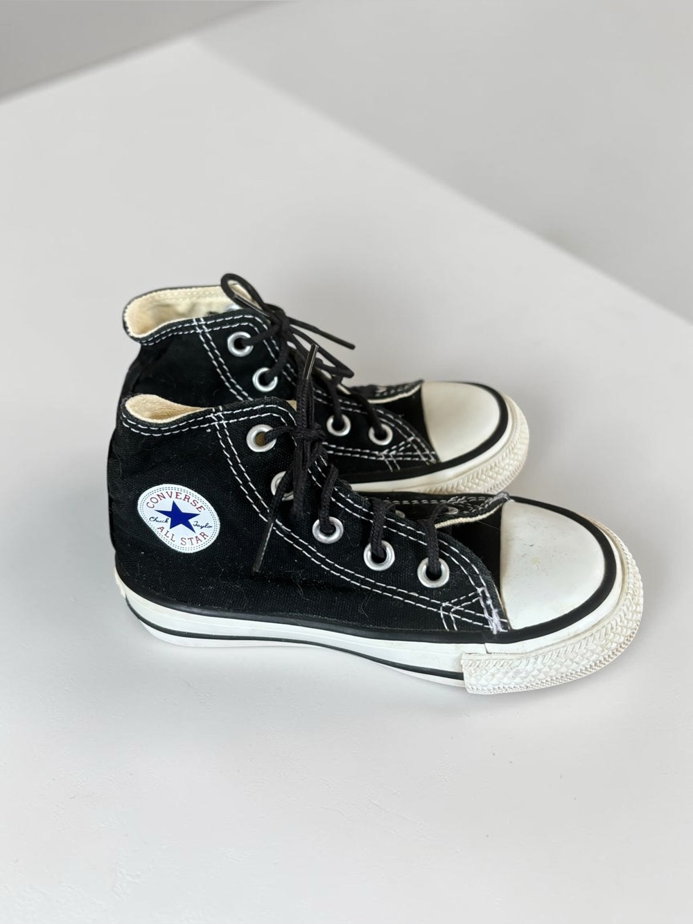 Converse Chuck Taylor All Star Hi Toddler Size 6 Black Sneakers